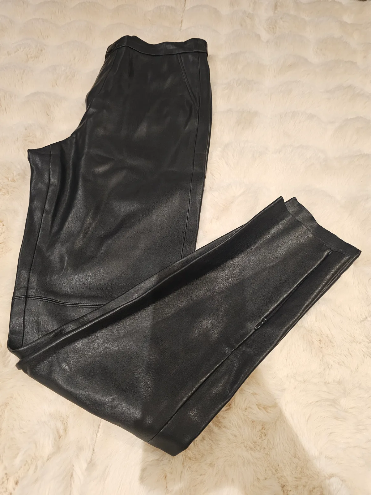 Pantalon cargo Zara noir taille S — Zara