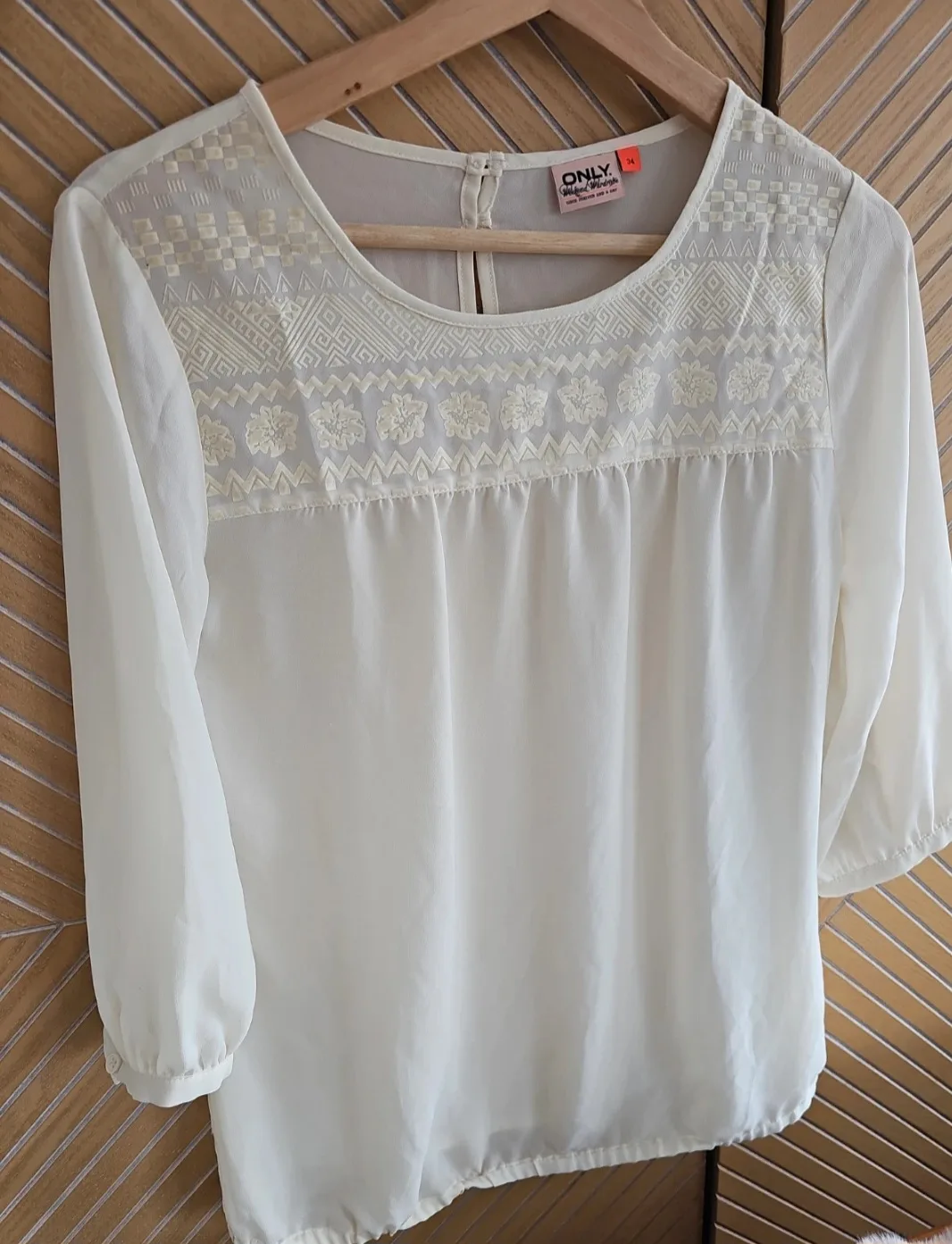 Blouse blanche fluide détails brodés Only — vue 1