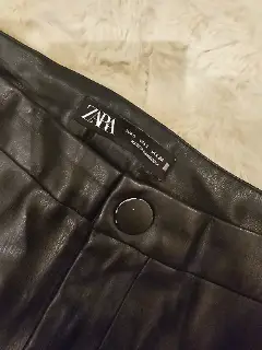 Pantalon cargo Zara noir taille S — Zara