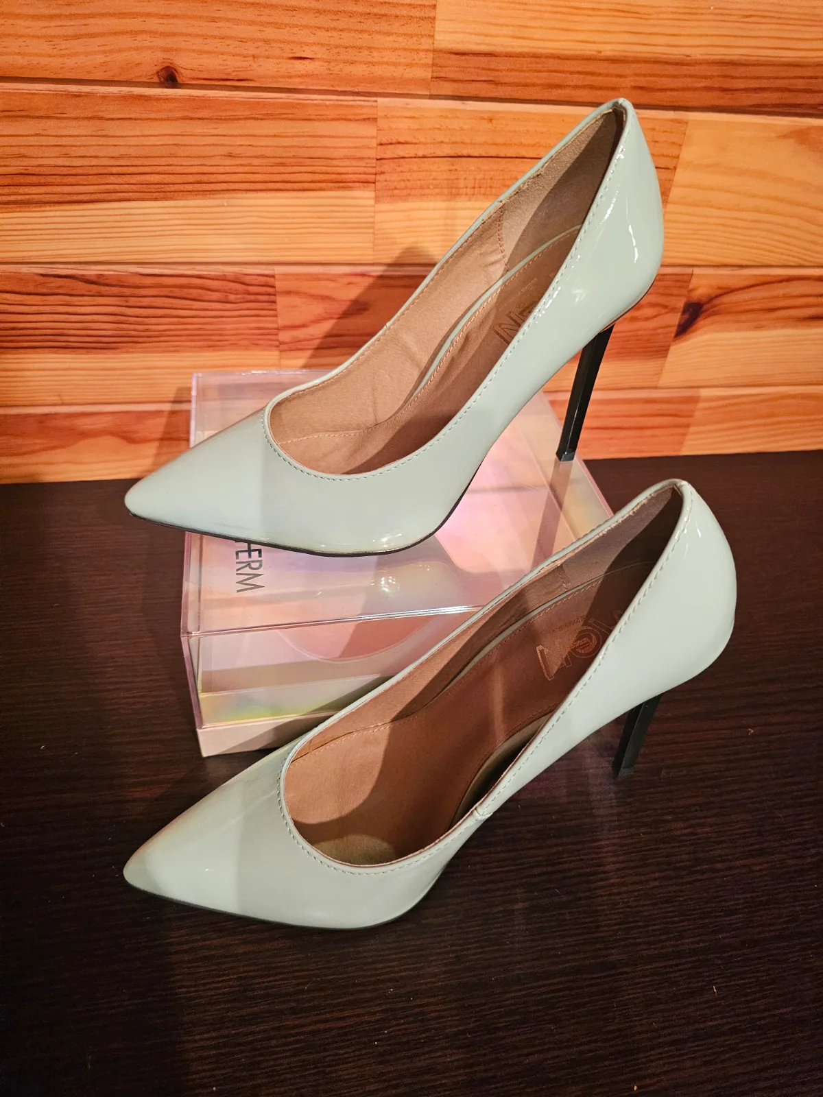 Escarpins vernis vert d'eau / menthe - Pointure 38 (Marque Ken) — vue 1