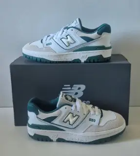 Baskets New Balance 550 blanches et vertes pointure 38,5 — New Balance