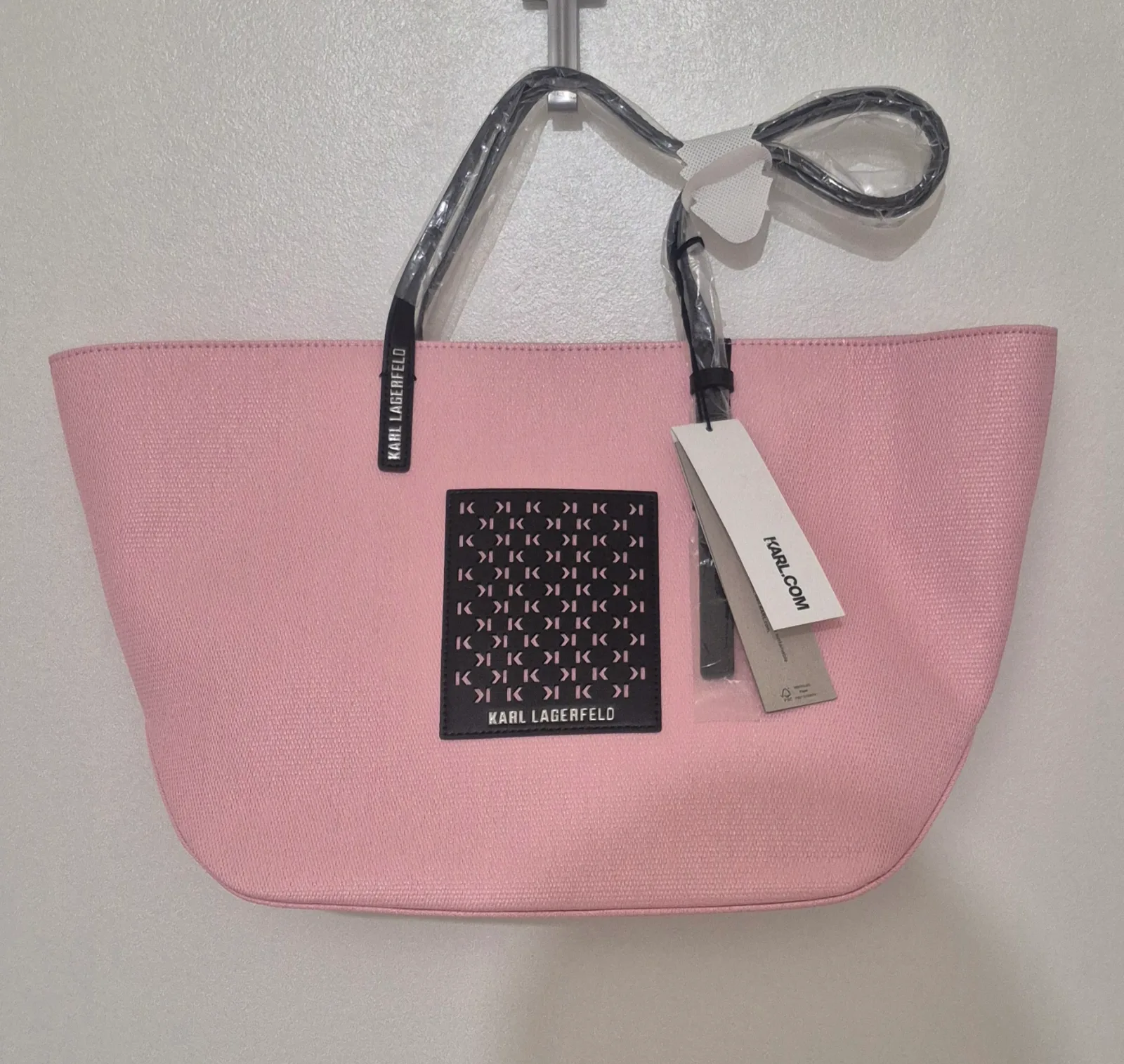 Sac porté épaule Karl Lagerfeld K/Raffia Tote fuchsia et noir — Karl Lagerfeld
