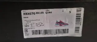Sneakers Emporio Armani X8X070XK165Q244 violettes et bleu clair pointure 37,5 — Emporio Armani