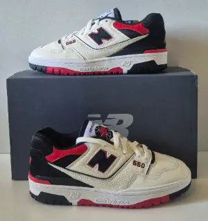 Sneakers New Balance 550 noires et beiges pointure 38,5 — New Balance